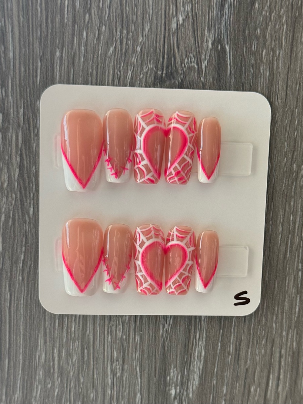 Pink Halloween Spiderweb Heart Accent Press-On Nail Set